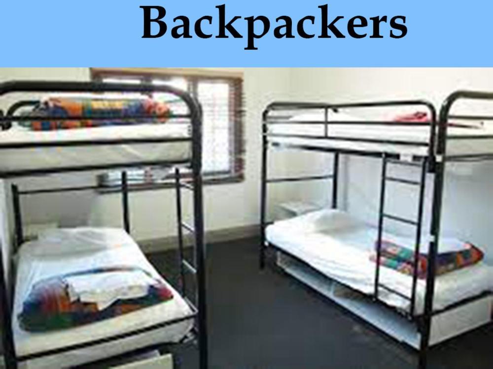 Strahan Retreat Holiday Park Bagian luar foto