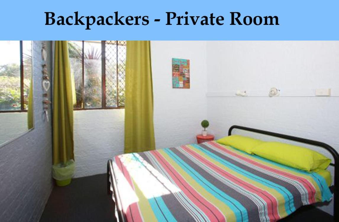 Strahan Retreat Holiday Park Bagian luar foto