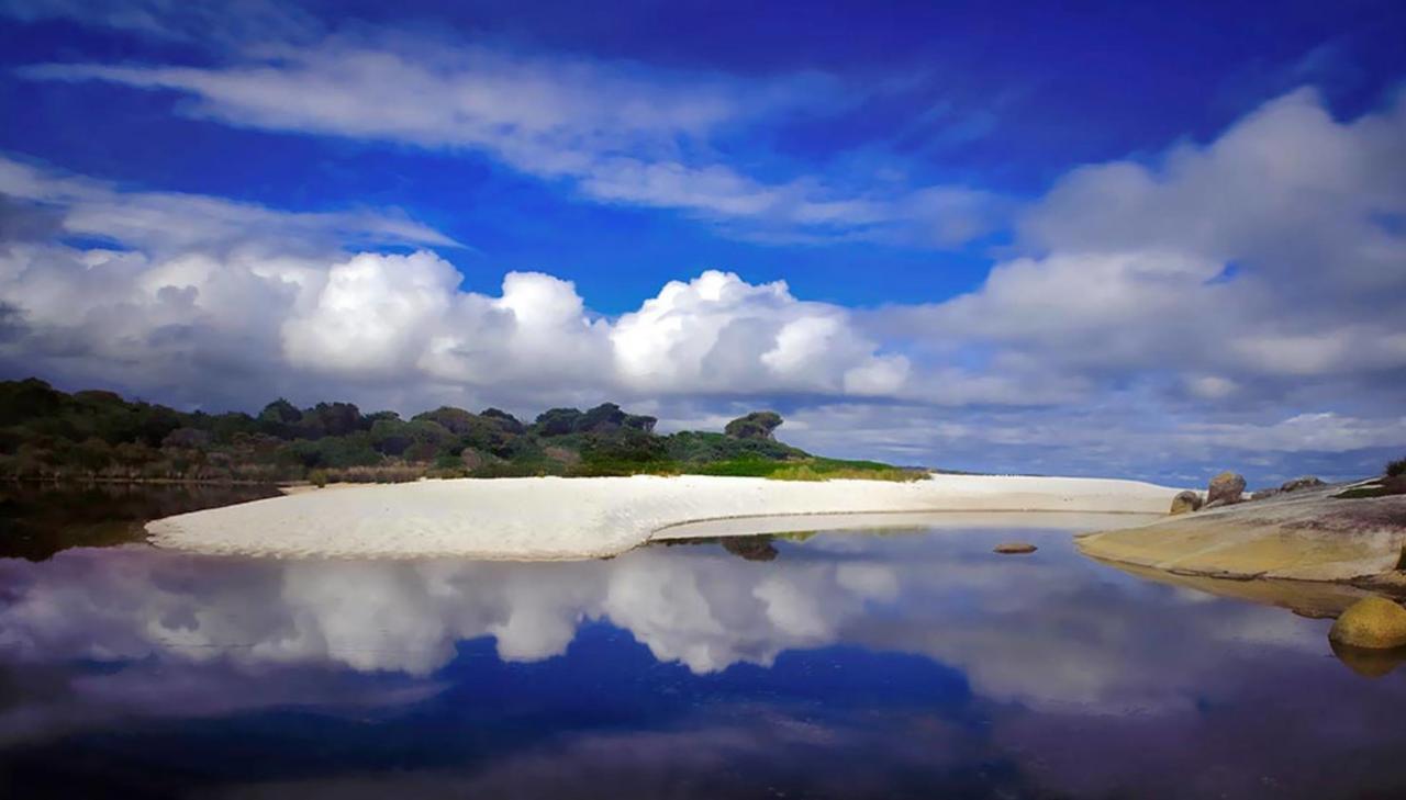 Strahan Retreat Holiday Park Bagian luar foto